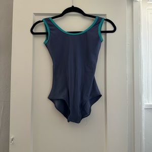 Anna style Yumiko leo